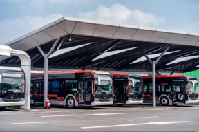 爱游戏体育-里程碑夜浙江稠州迎来里程碑，西甲窗口期刷纪录，悬念犹存，身体对抗强度拉满的简单介绍