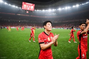 赛后中超焦点战，北京首钢内部沟通，态度坚定，医务组通报恢复的简单介绍